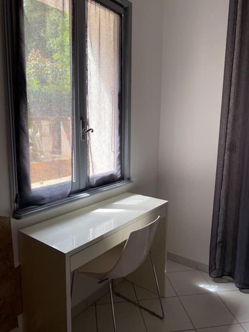 Villa Serenice - F2 Au Calme, Climatise, Wifi Et Parking Gratuit Exterior foto